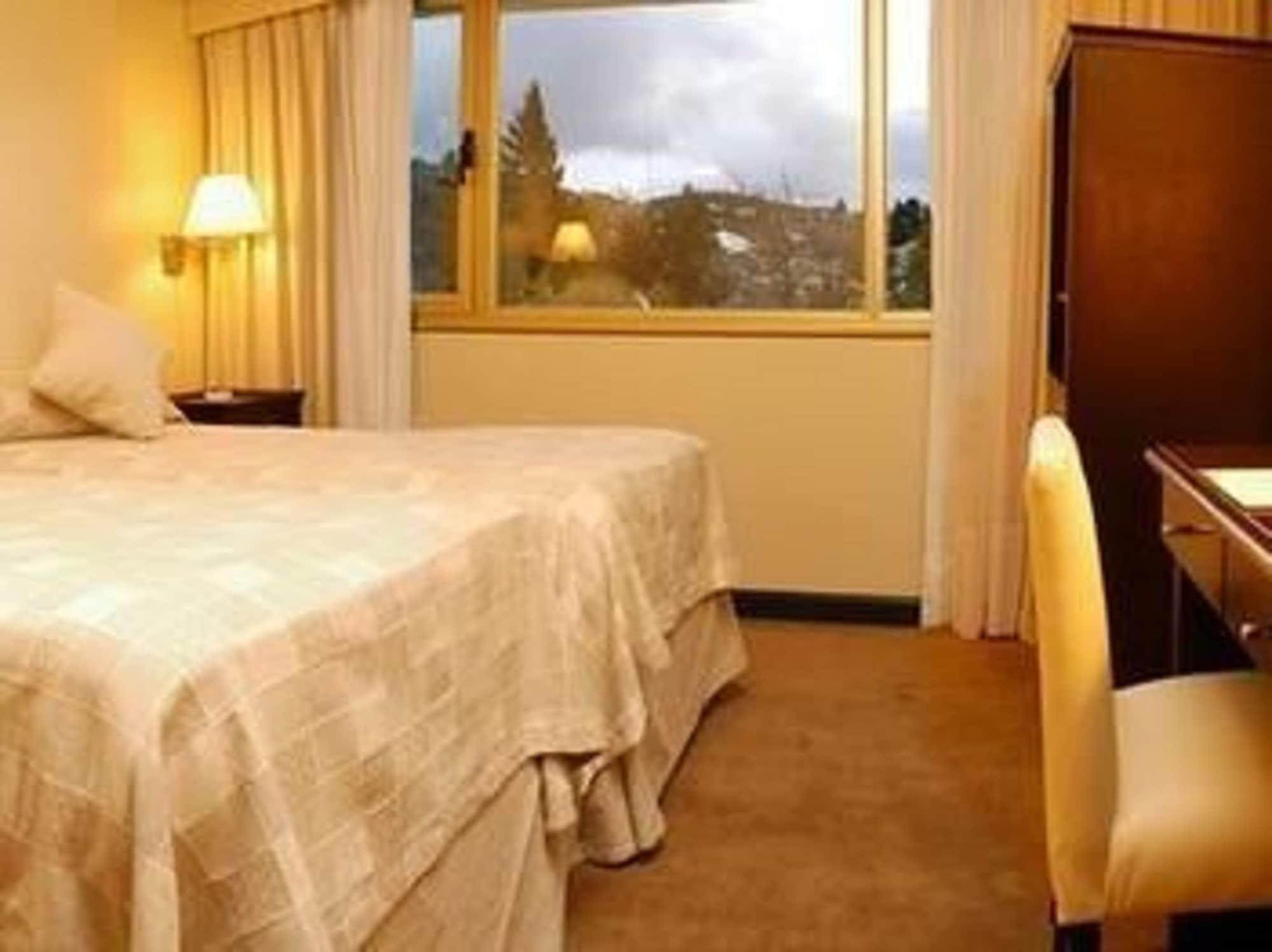 Kenton Palace Bariloche Екстериор снимка