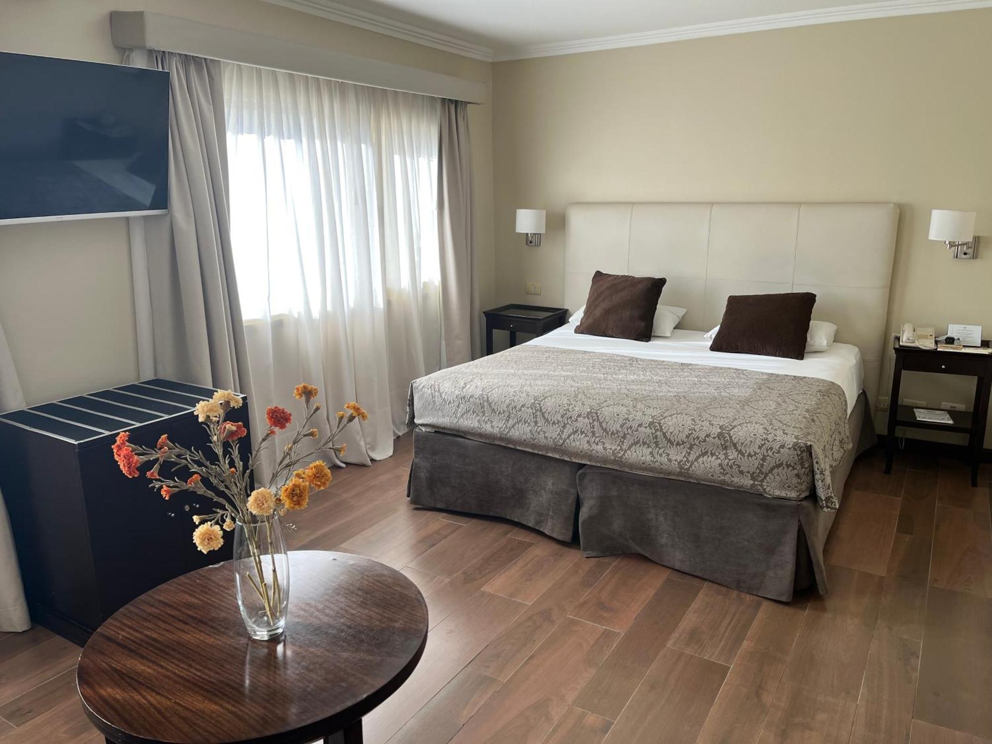 Kenton Palace Bariloche Екстериор снимка