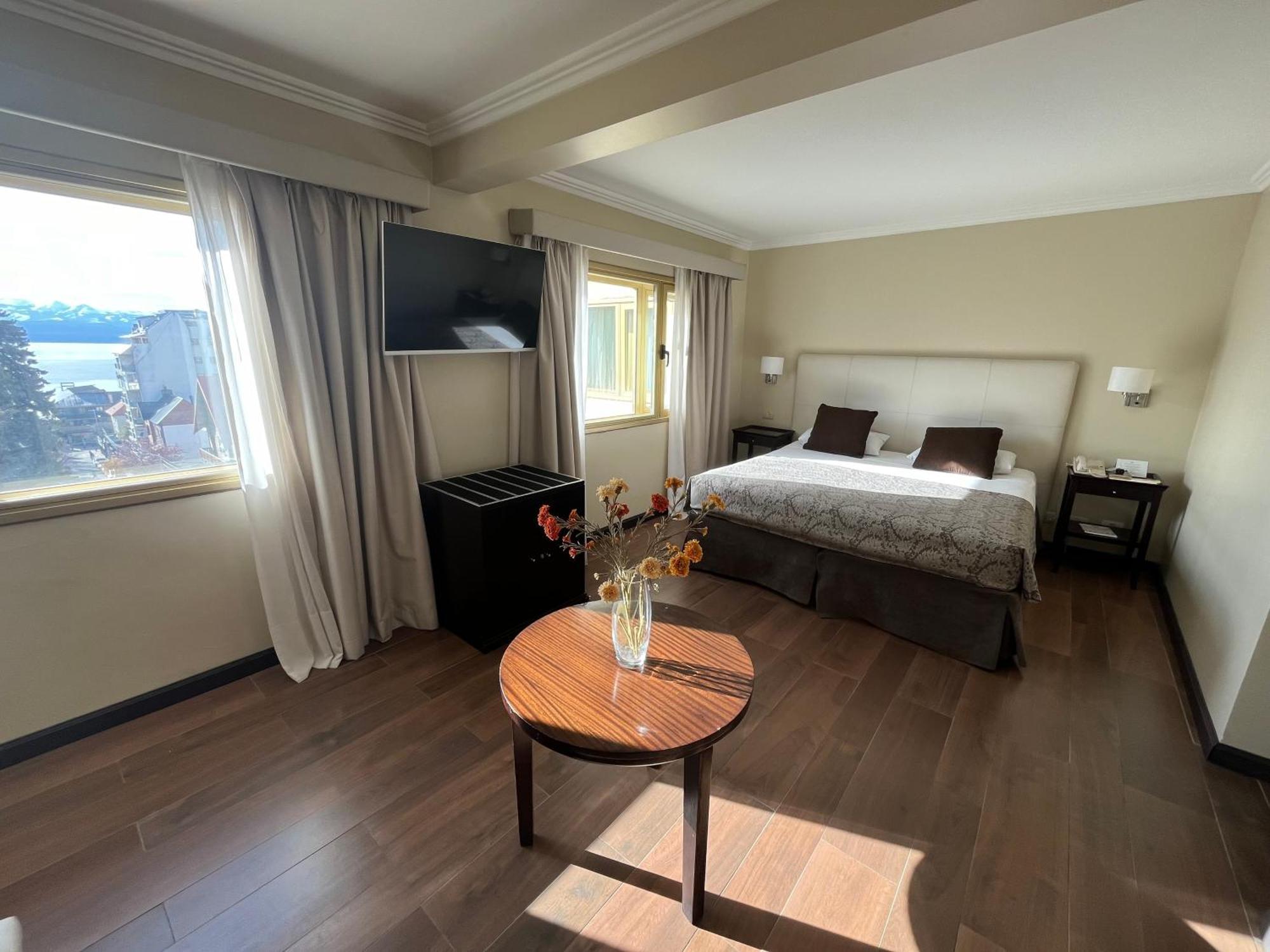 Kenton Palace Bariloche Екстериор снимка