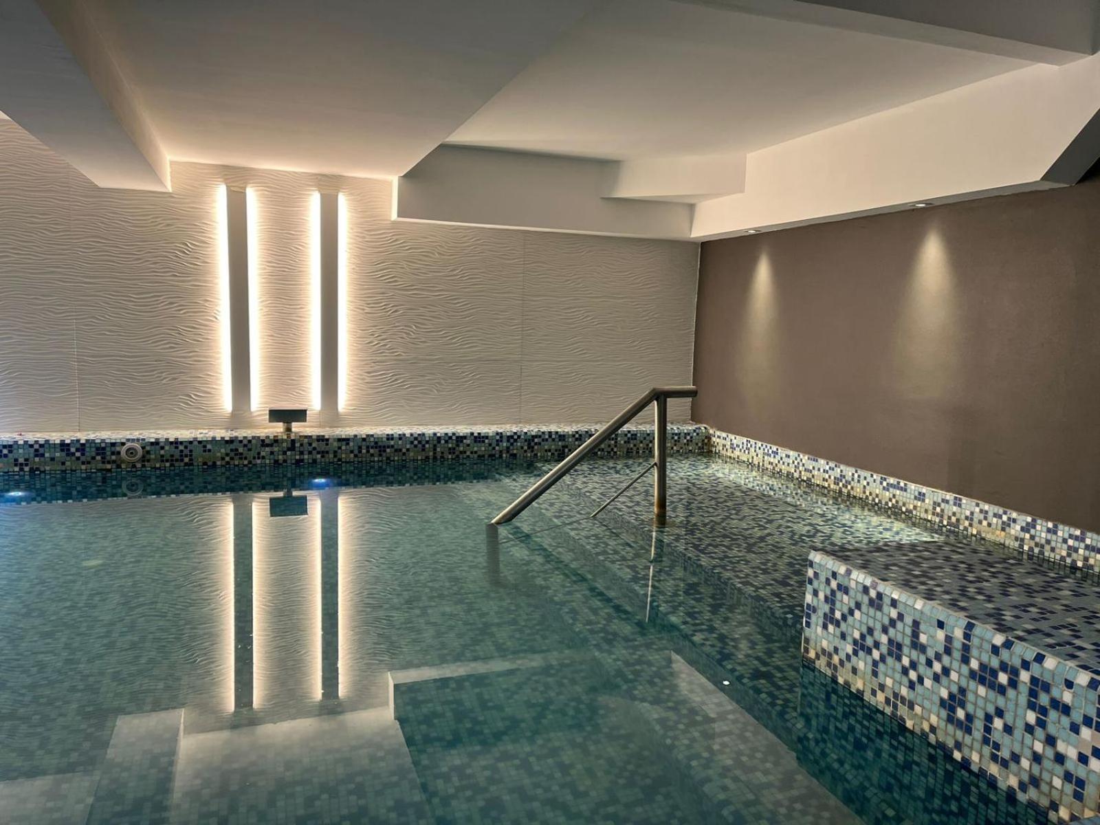 Kenton Palace Bariloche Екстериор снимка