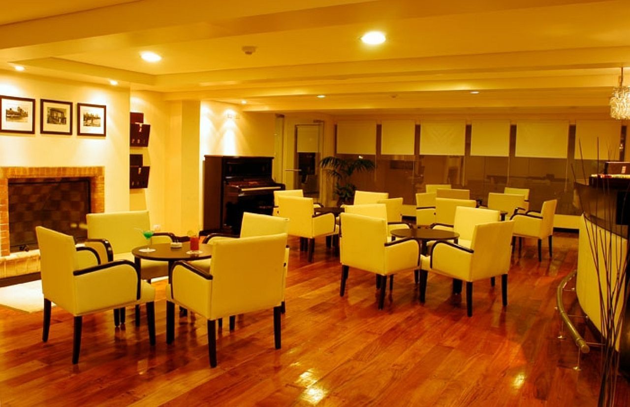 Kenton Palace Bariloche Екстериор снимка